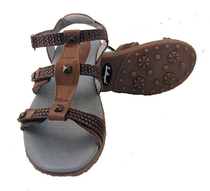 Sandbaggers: Women's Golf Sandals - Cece Brown