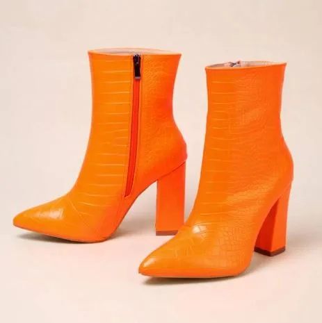 Shein Crocodile Embossed Side Zip Chunky Heeled Classic Boots, Size: 40 */